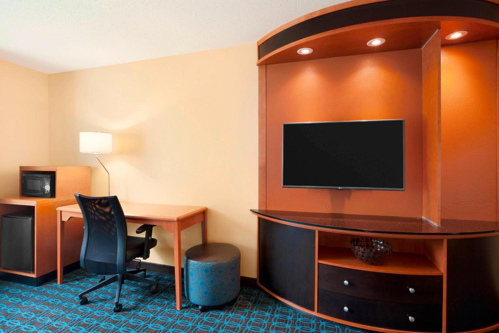 Fairfield Inn & Suites Lansing West Delta Center Township Extérieur photo